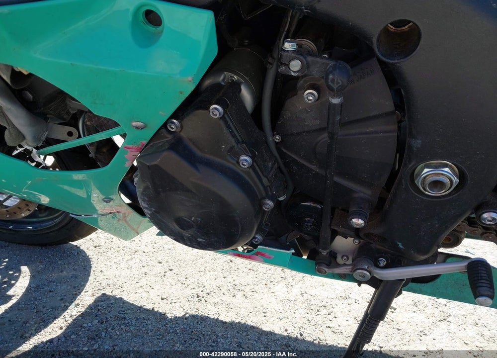 2020 YAMAHA YZFR6 VIN: JYARJ28E8LA006011
