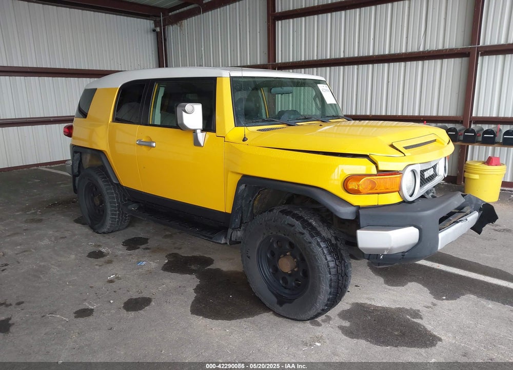 2007 TOYOTA FJ CRUISER VIN: JTEBU11F570006159