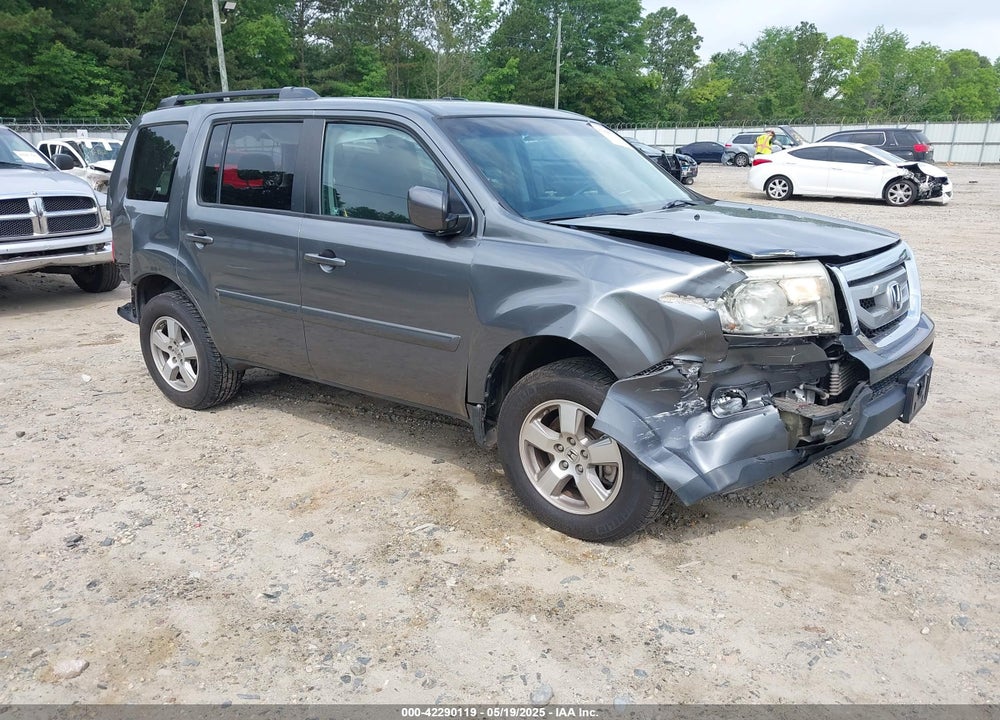 2011 HONDA PILOT EX VIN: 5FNYF3H45BB045806