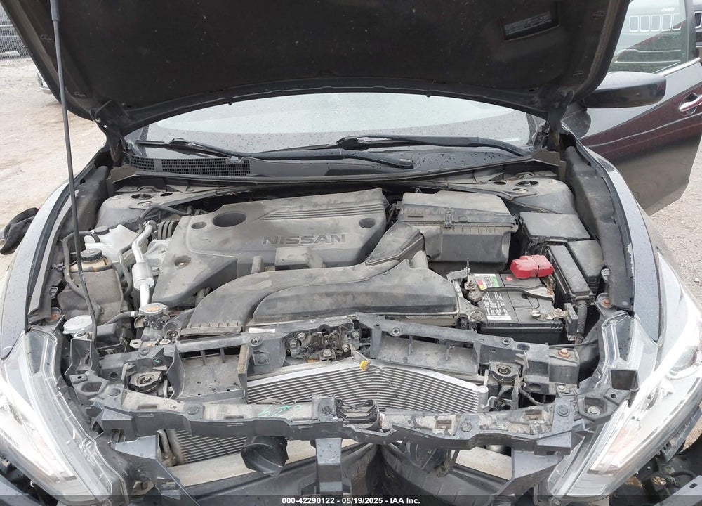 2017 NISSAN ALTIMA VIN: 1N4AL3APXHC113611