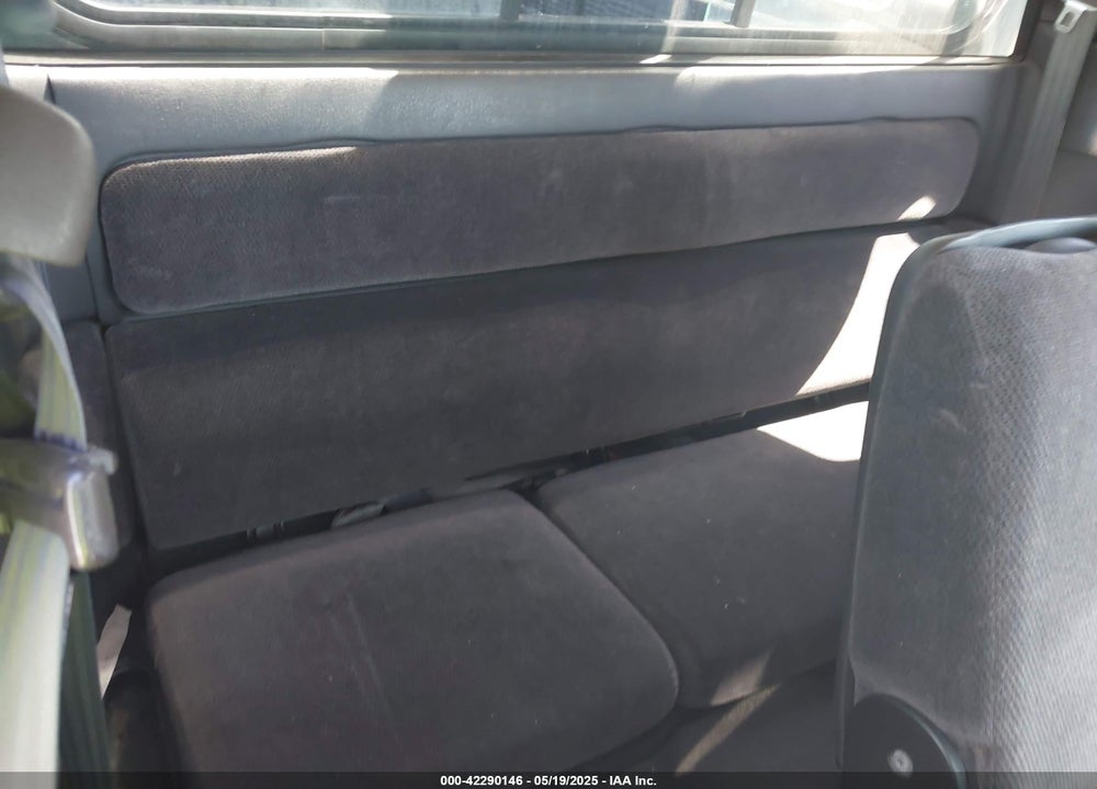 2000 DODGE DAKOTA SLT/SPORT VIN: 1B7GL22X0YS524339