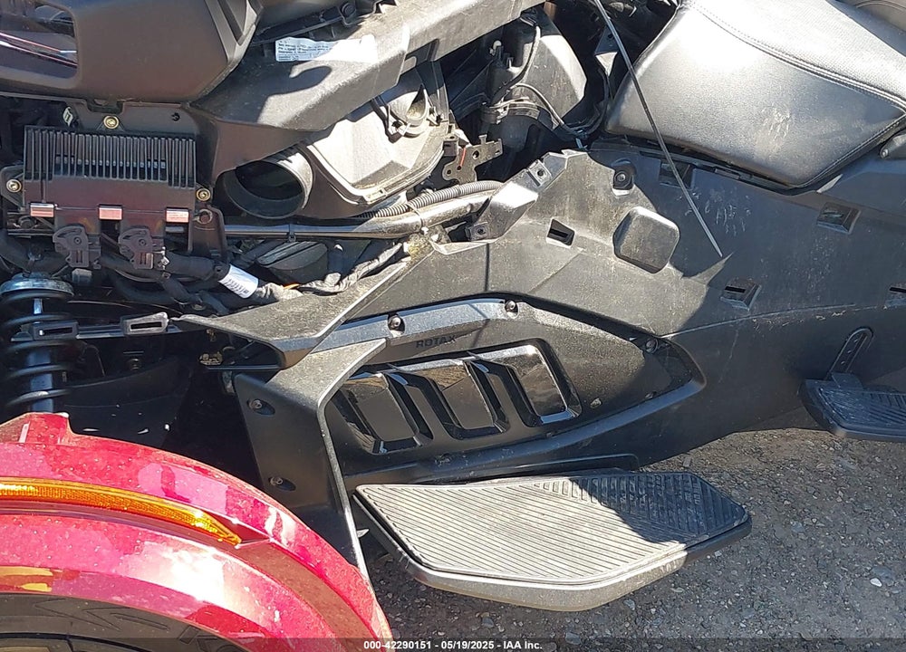 2023 CAN-AM SPYDER ROADSTER RT/RT LIMITED VIN: 2BXNBDD23PV002531