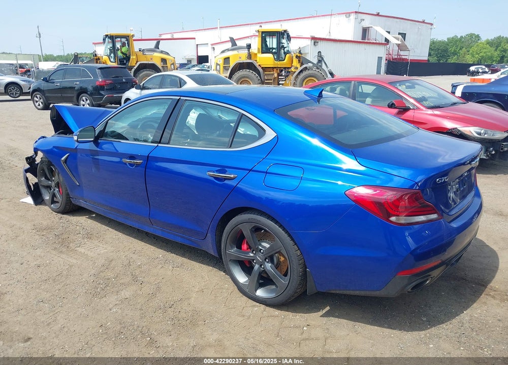 2019 GENESIS G70 VIN: KMTG34LE1KU040136