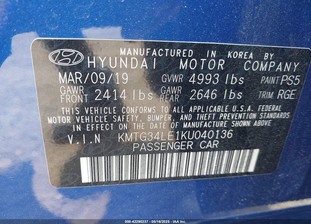2019 GENESIS G70 VIN: KMTG34LE1KU040136