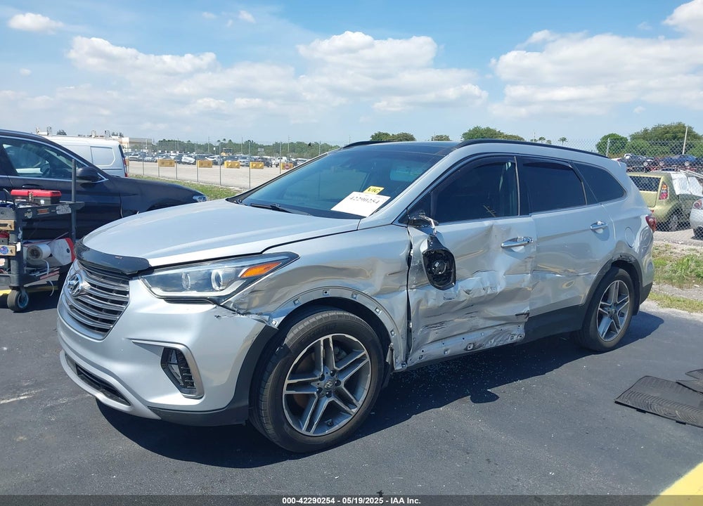 2018 HYUNDAI SANTA FE VIN: KM8SRDHF3JU274684
