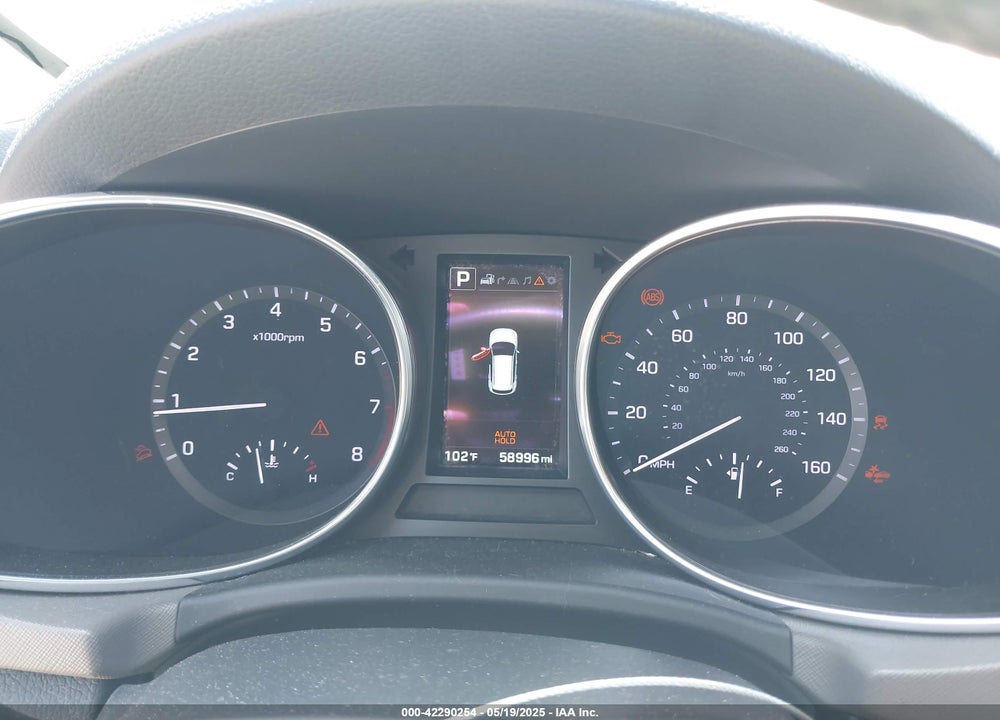 2018 HYUNDAI SANTA FE VIN: KM8SRDHF3JU274684