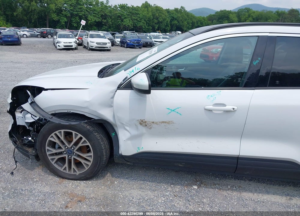 2022 FORD ESCAPE VIN: 1FMCU9H68NUA07255