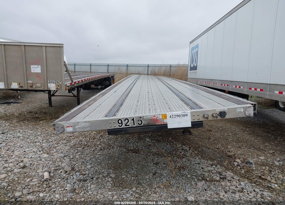 2021 UTILITY TRAILER MFG --- VIN: 1UYFS2531M5309215