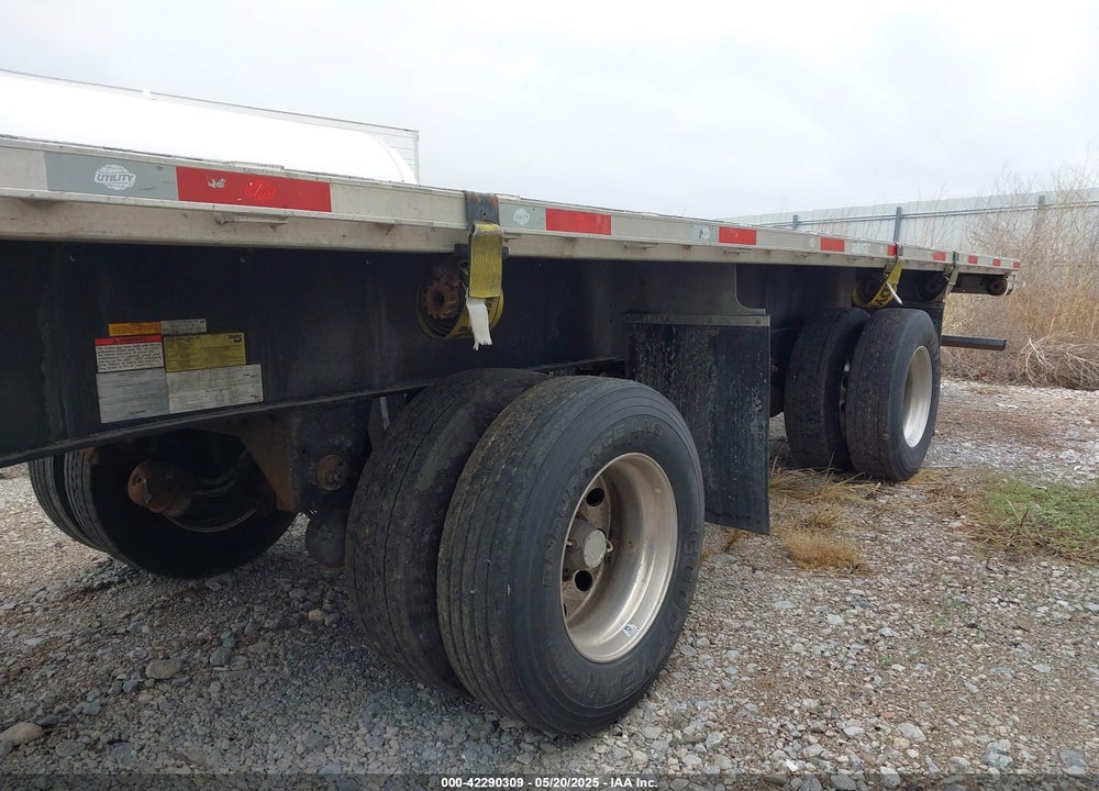 2021 UTILITY TRAILER MFG --- VIN: 1UYFS2531M5309215