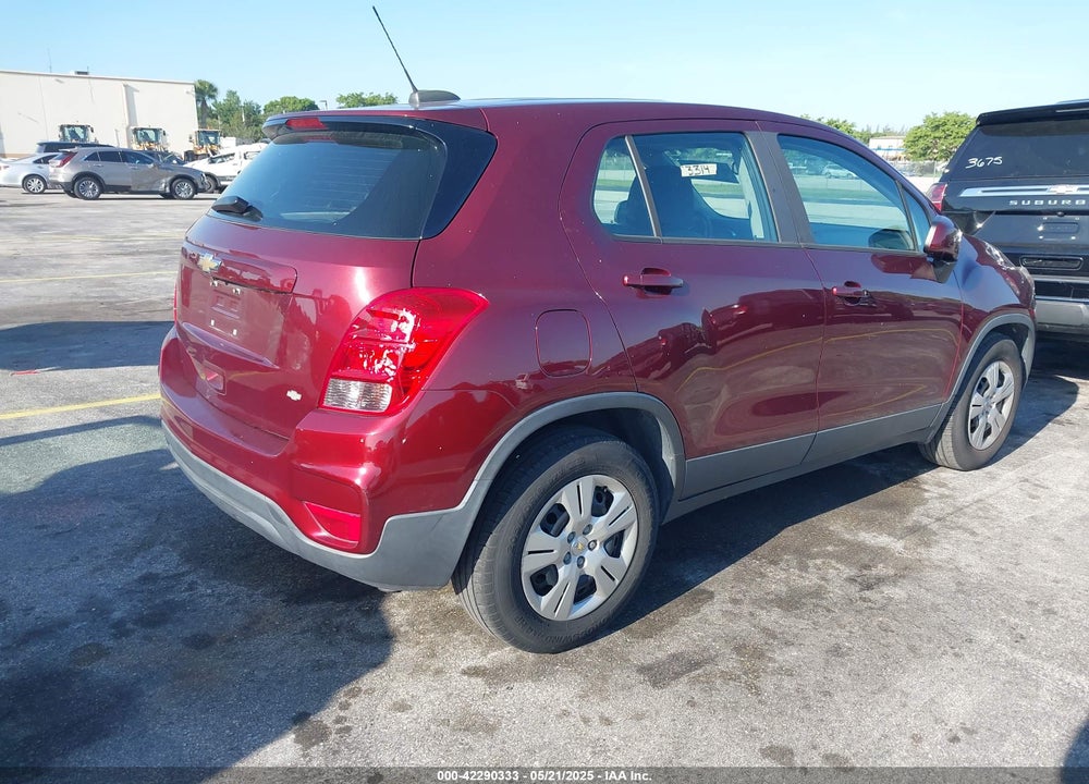 2017 CHEVROLET TRAX LS VIN: 3GNCJKSB4HL275526