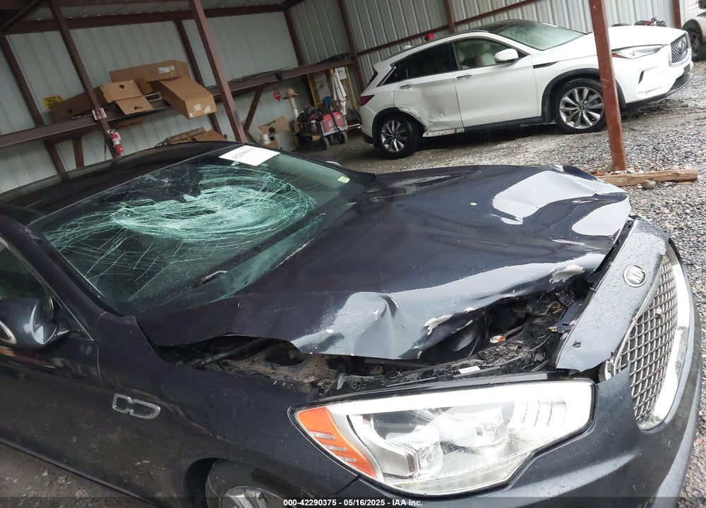 2015 KIA K900 VIN: KNALW4D46F6021504