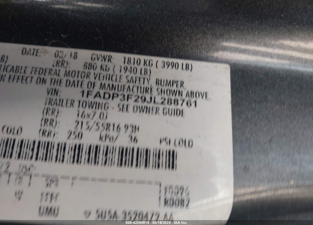 2018 FORD FOCUS SE VIN: 1FADP3F29JL288761