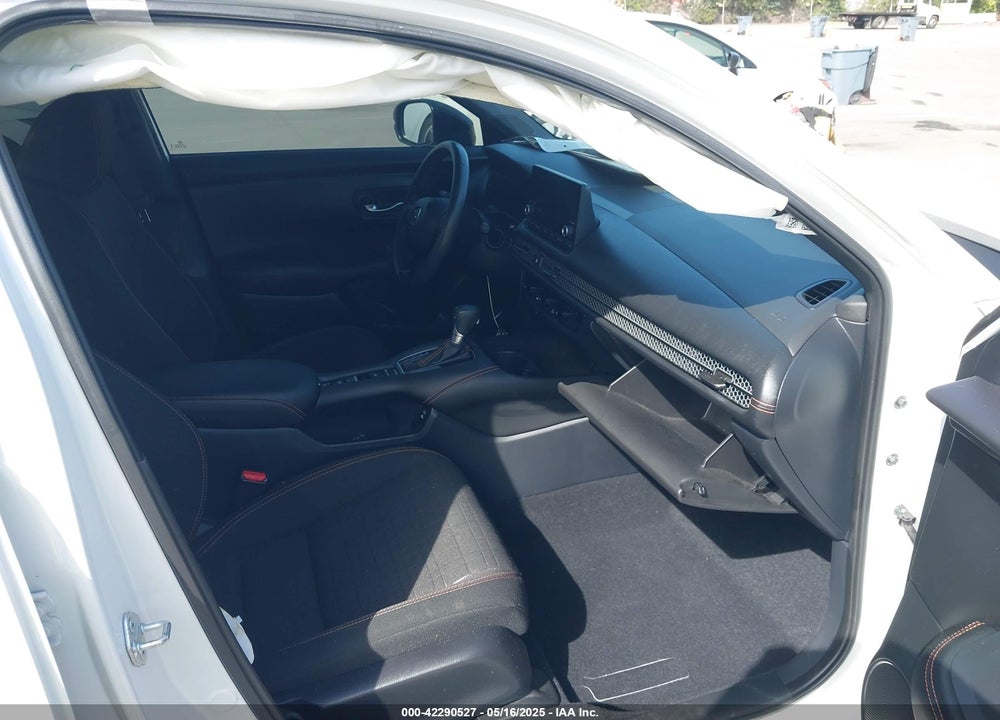 2024 HONDA HR-V VIN: 3CZRZ1H53RM732713