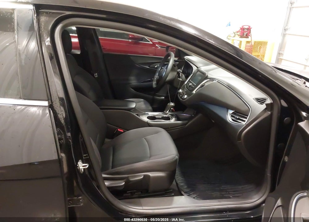 2017 CHEVROLET MALIBU 1LT VIN: 1G1ZE5ST3HF212969