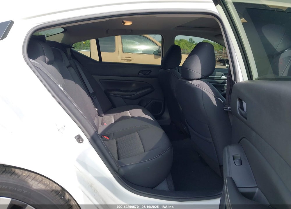 2024 NISSAN ALTIMA SV FWD VIN: 1N4BL4DV4RN375988