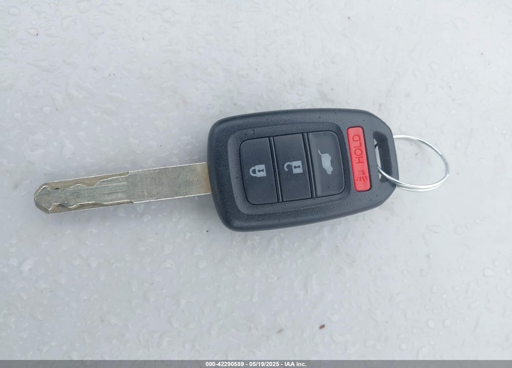 2018 HONDA CIVIC VIN: SHHFK7H28JU414972