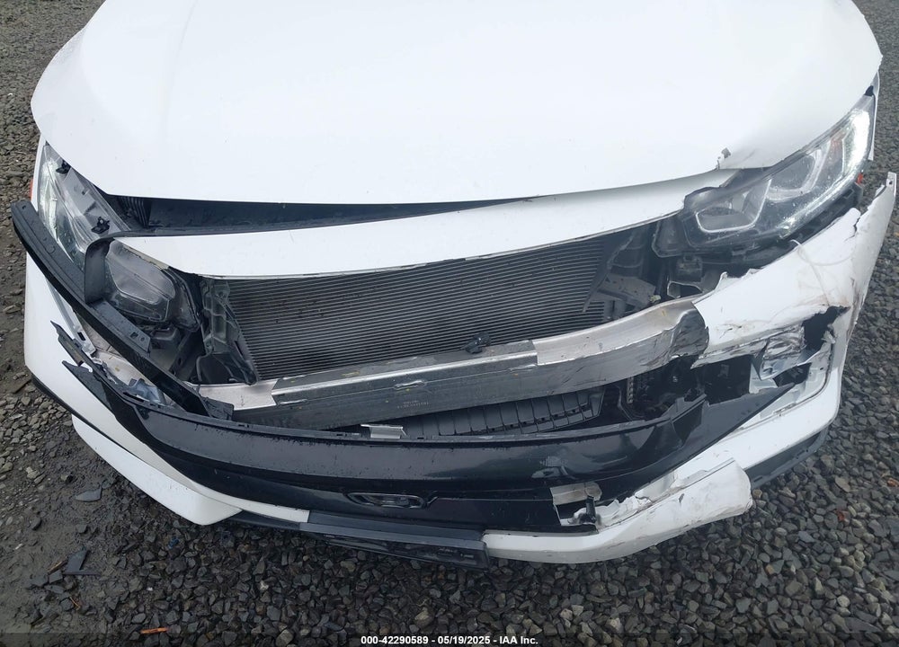 2018 HONDA CIVIC VIN: SHHFK7H28JU414972