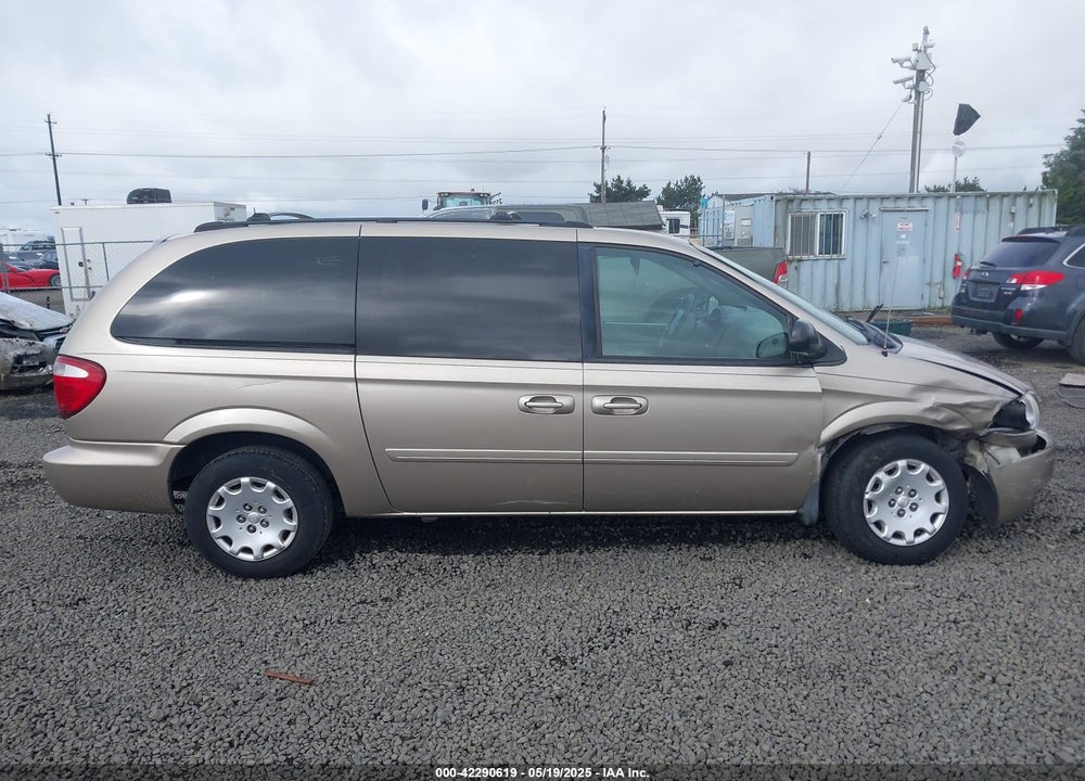 2004 CHRYSLER TOWN & COUNTRY LX VIN: 2C4GP44R64R522217