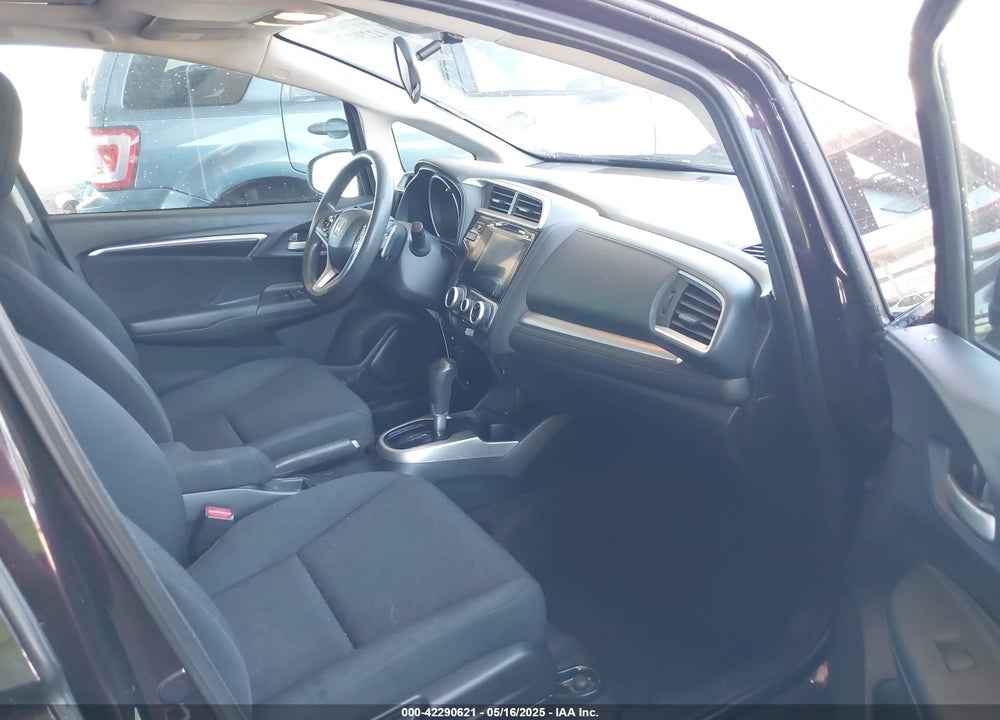 2015 HONDA FIT VIN: 3HGGK5H80FM753499