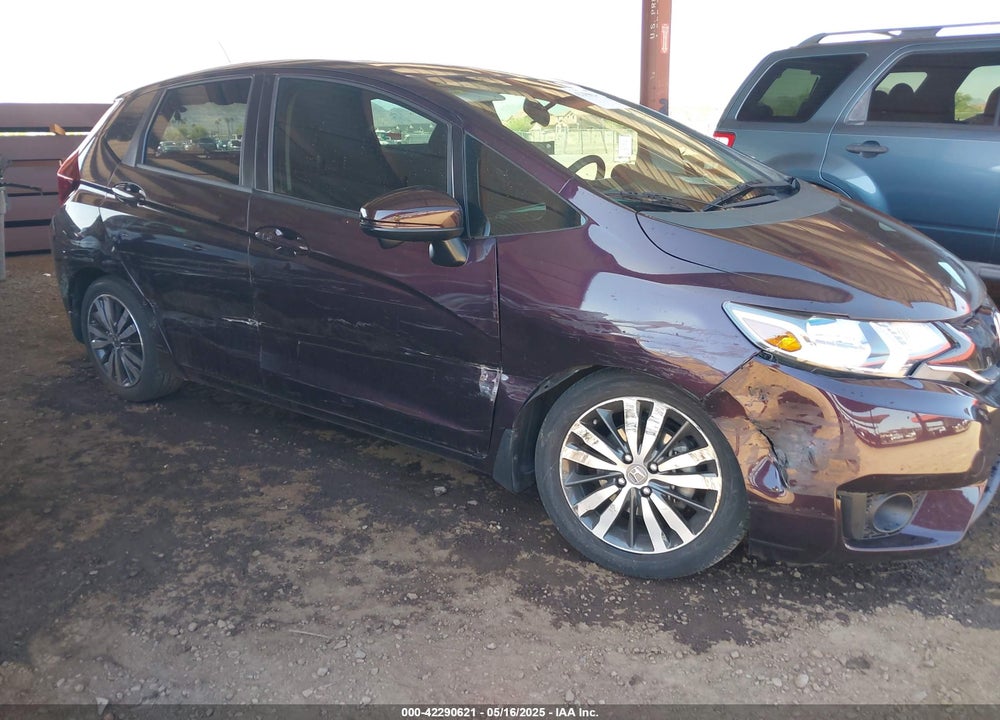2015 HONDA FIT VIN: 3HGGK5H80FM753499