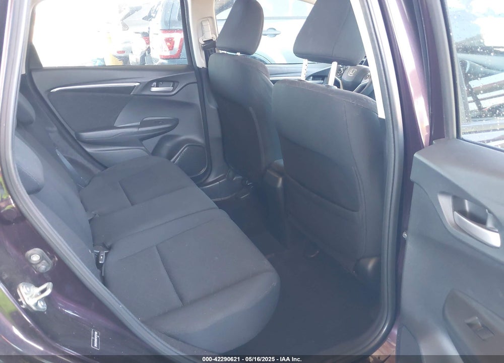 2015 HONDA FIT VIN: 3HGGK5H80FM753499