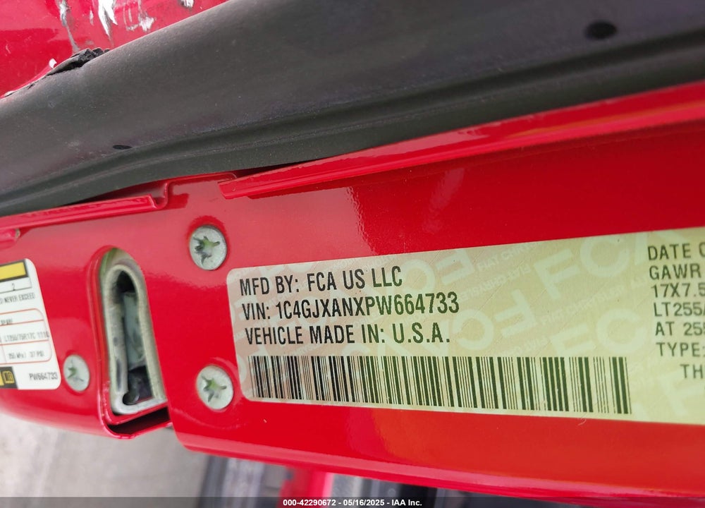 2023 JEEP WRANGLER / VIN: 1C4GJXANXPW664733