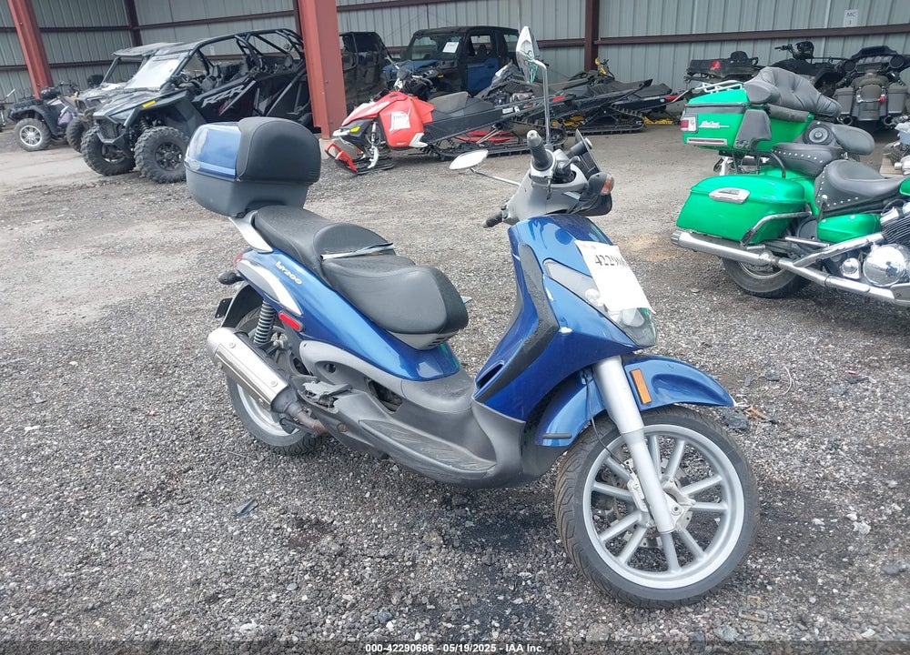 2005 PIAGGIO BV 200 VIN: ZAPM289L555002519