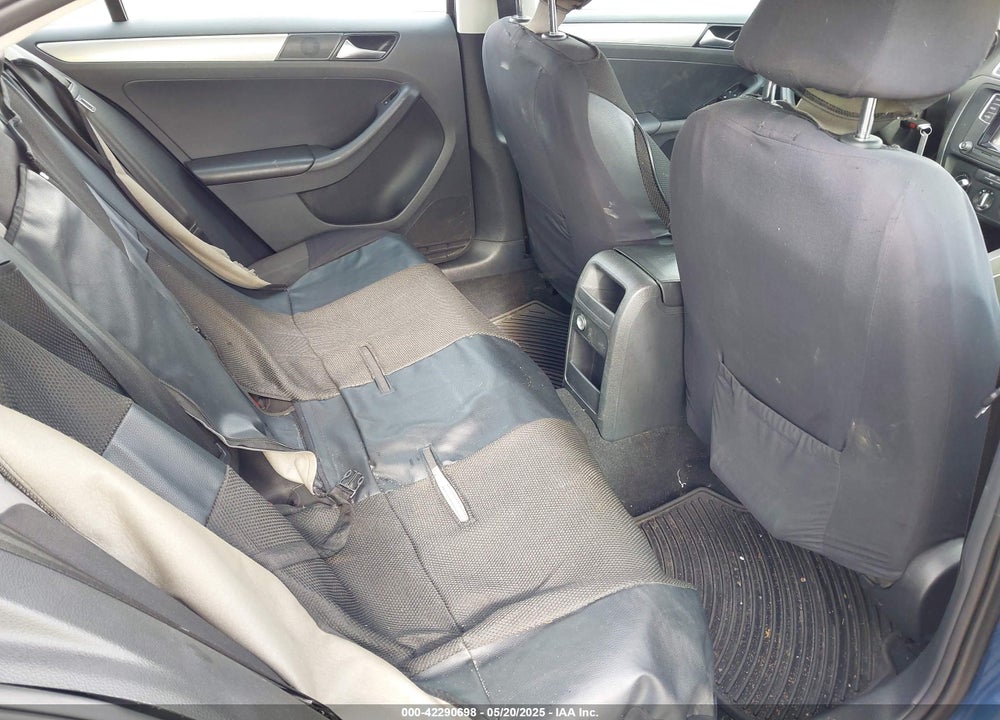 2017 VOLKSWAGEN JETTA 1.4T S VIN: 3VW2B7AJ3HM301970