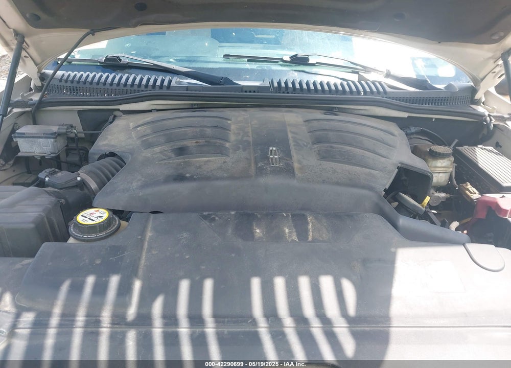 2005 LINCOLN AVIATOR VIN: 5LMEU88H85ZJ14746