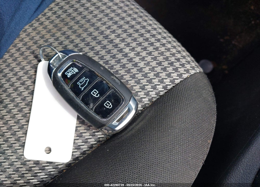 2018 HYUNDAI KONA VIN: KM8K22AA4JU103109