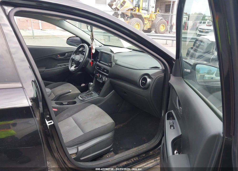 2018 HYUNDAI KONA VIN: KM8K22AA4JU103109
