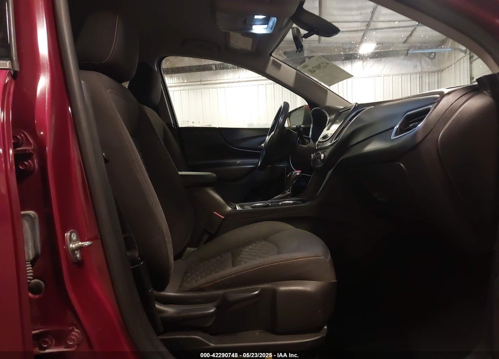 2018 CHEVROLET EQUINOX LT VIN: 2GNAXJEV4J6345770