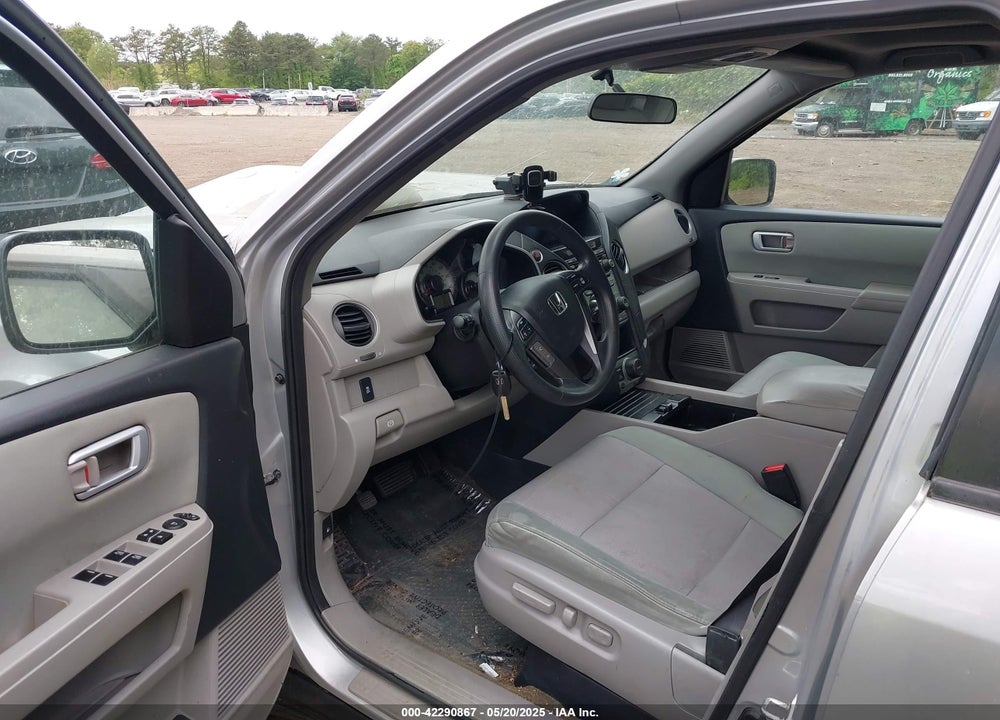 2015 HONDA PILOT SE VIN: 5FNYF4H38FB053093