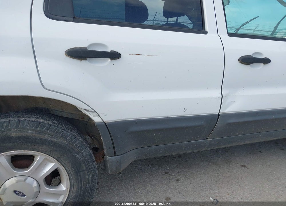 2004 FORD ESCAPE XLT VIN: 1FMYU93114KA21834