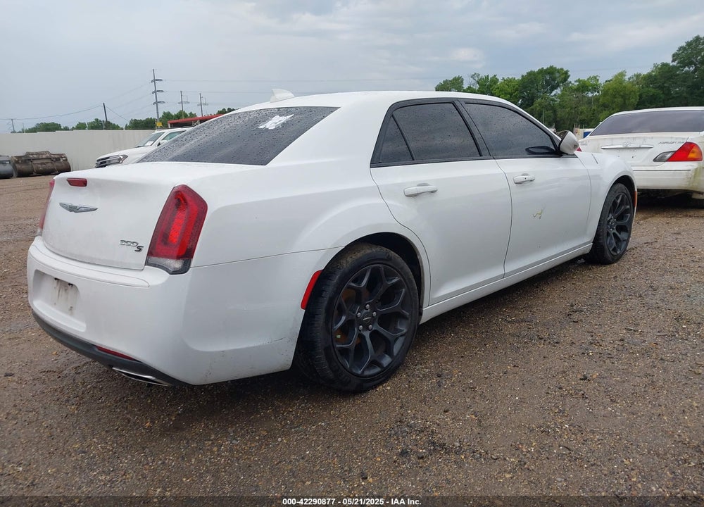 2019 CHRYSLER 300 VIN: 2C3CCABGXKH539507