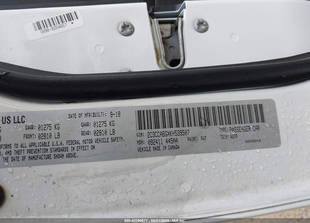 2019 CHRYSLER 300 VIN: 2C3CCABGXKH539507