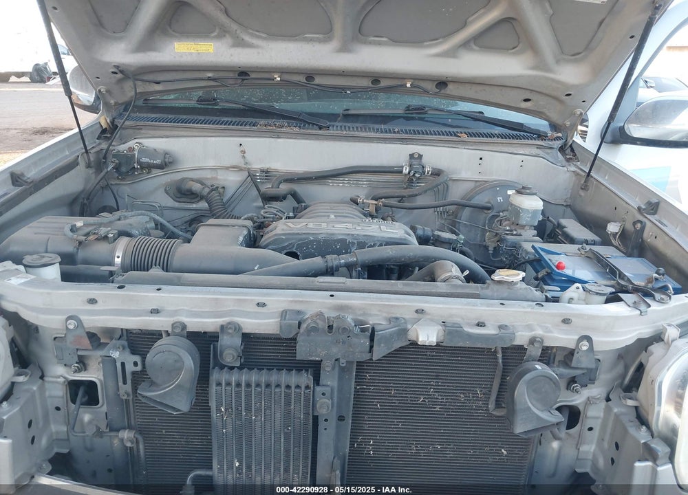 2005 TOYOTA TUNDRA SR5 V8 VIN: 5TBET34115S492326