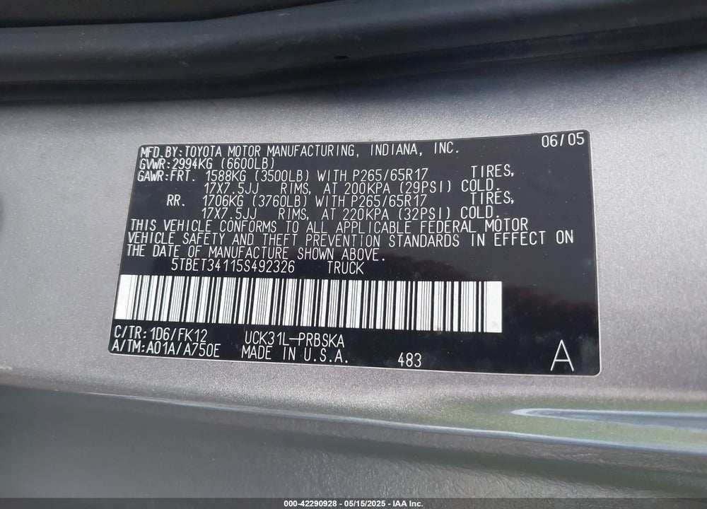 2005 TOYOTA TUNDRA SR5 V8 VIN: 5TBET34115S492326