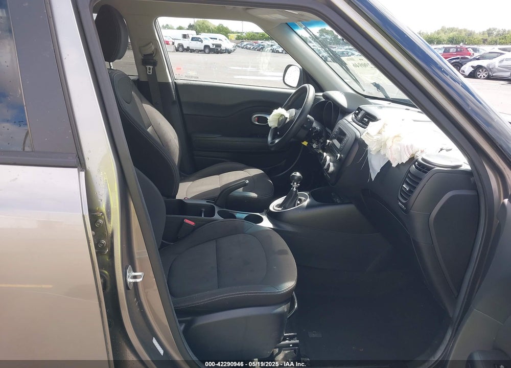 2015 KIA SOUL VIN: KNDJN2A28F7230824