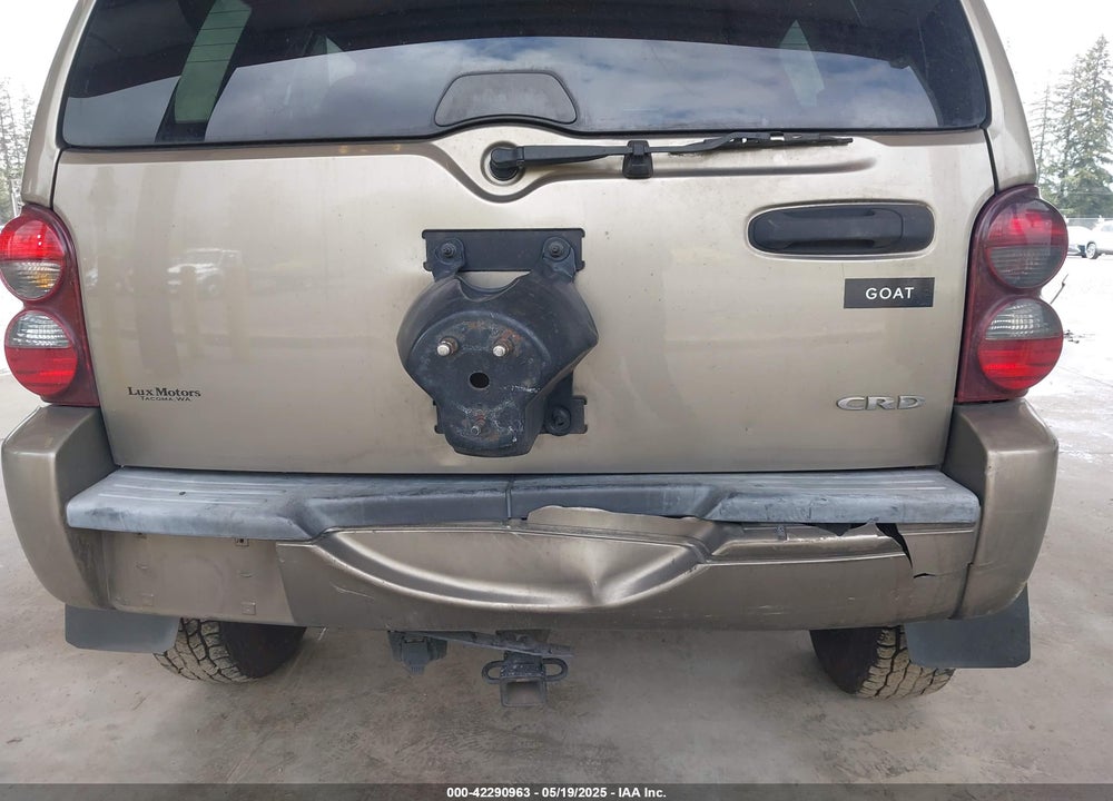 2006 JEEP LIBERTY VIN: 1J4GL58576W113642