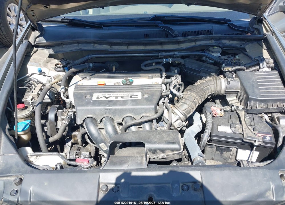 2008 HONDA ACCORD VIN: 1HGCP26818A052813