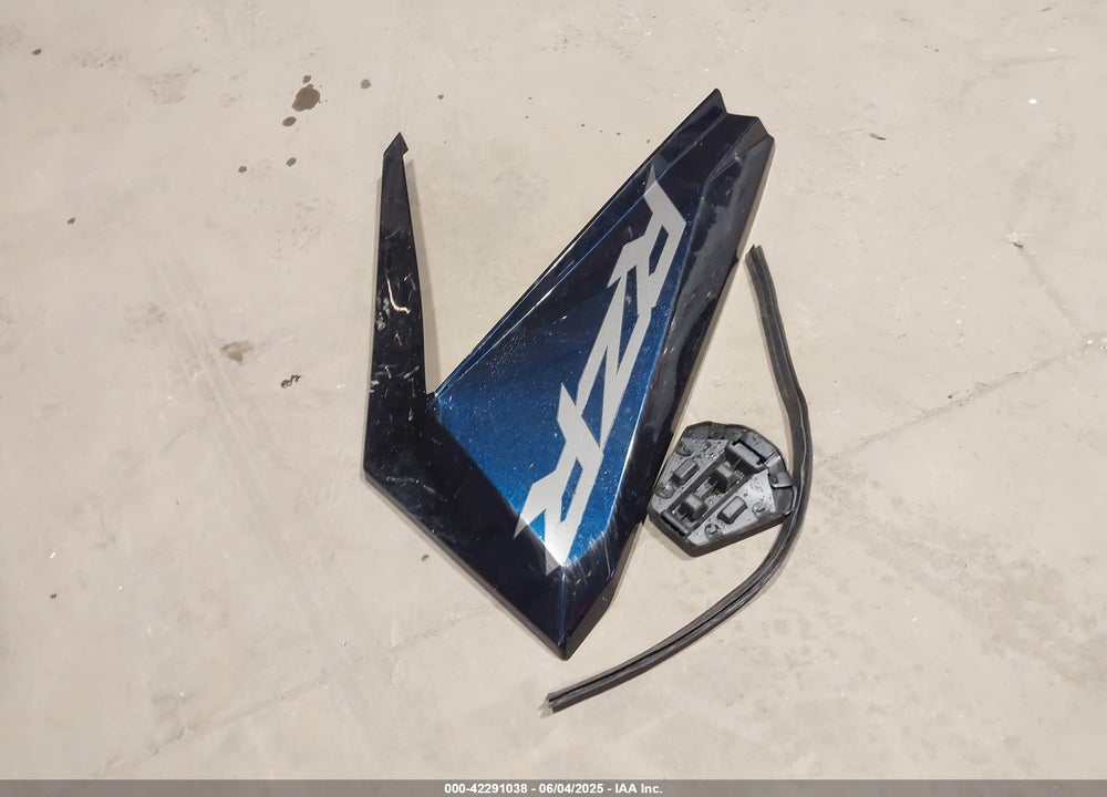 2022 POLARIS RZR PRO R ULTIMATE LAUNCH EDITION VIN: 3NSRGL2K1NG380518