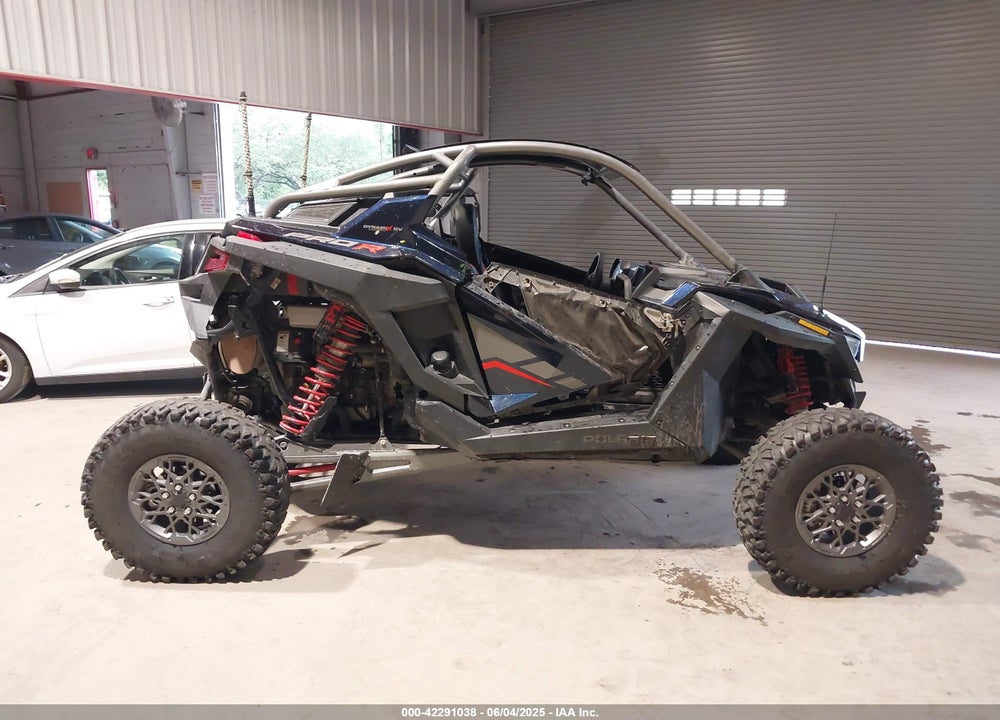2022 POLARIS RZR PRO R ULTIMATE LAUNCH EDITION VIN: 3NSRGL2K1NG380518