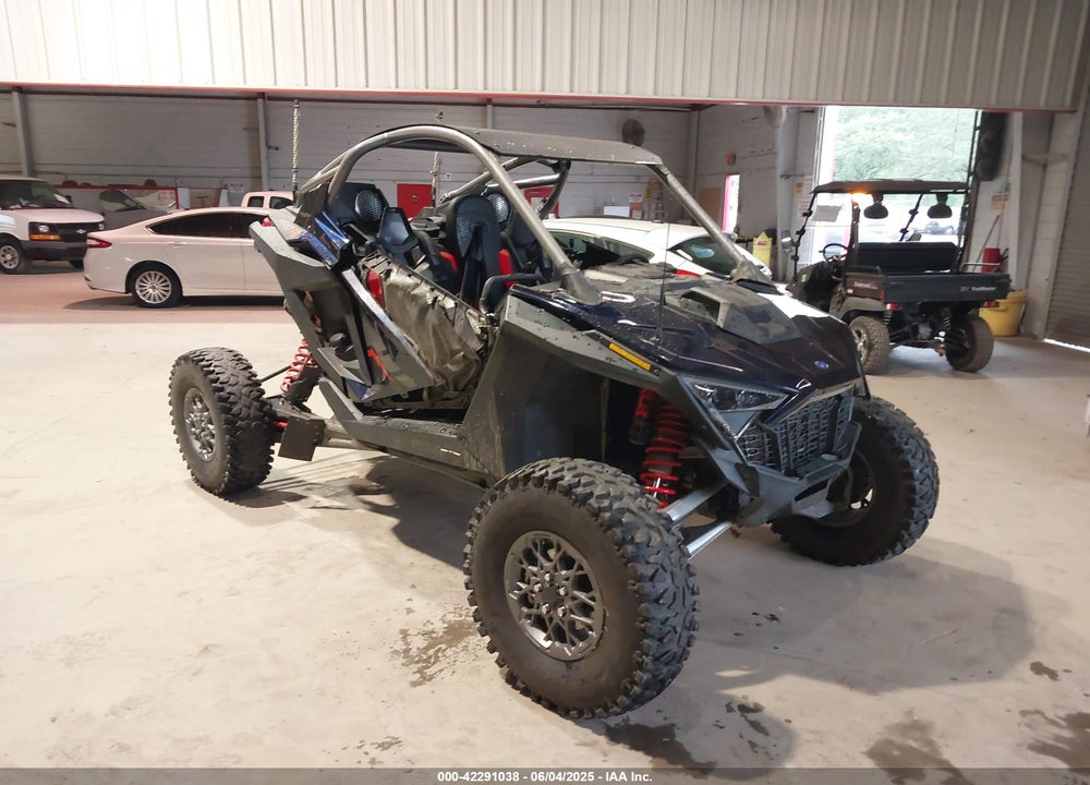 2022 POLARIS RZR PRO R ULTIMATE LAUNCH EDITION VIN: 3NSRGL2K1NG380518