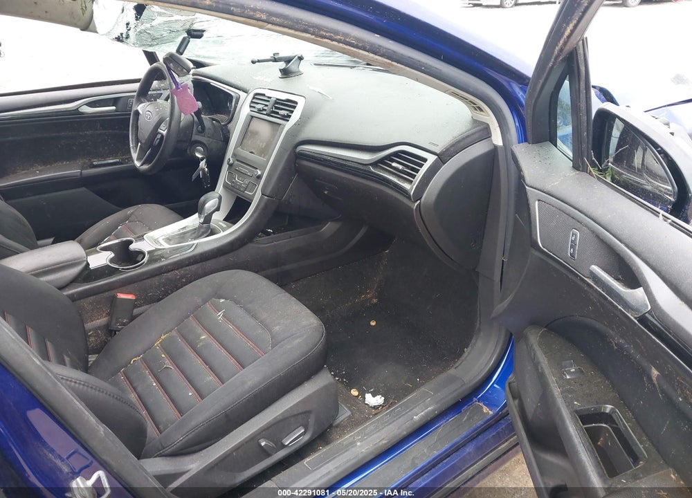 2016 FORD FUSION VIN: 3FA6P0H70GR352325