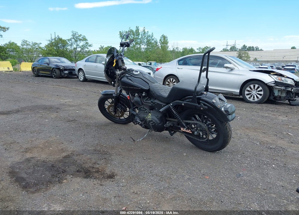 2000 HARLEY-DAVIDSON FXDX VIN: 1HD1GJV12YY313506