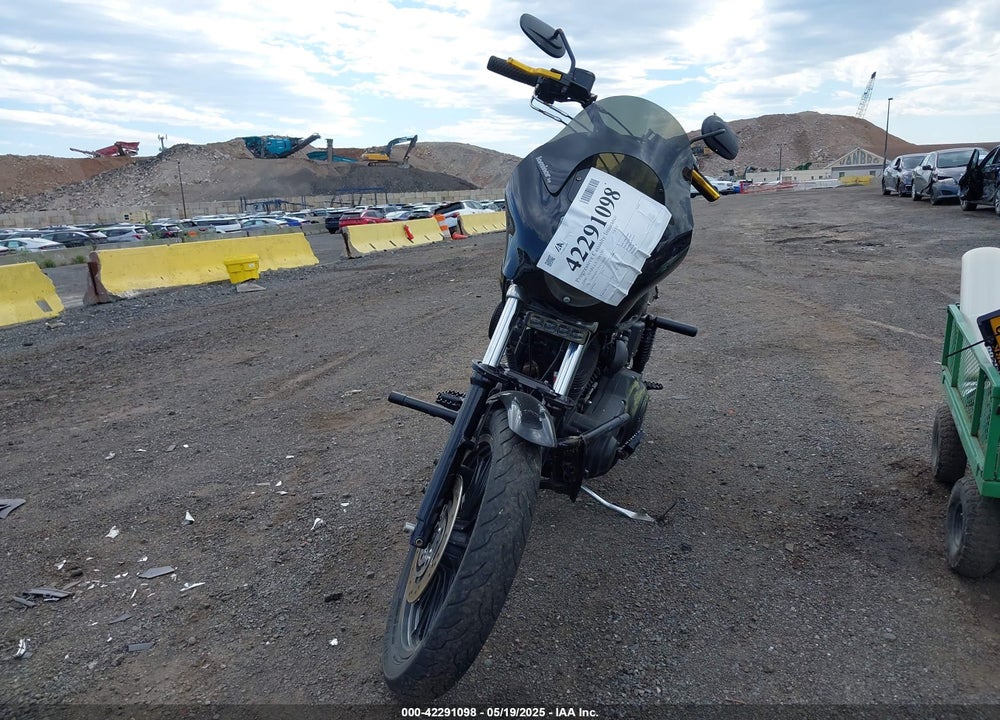 2000 HARLEY-DAVIDSON FXDX VIN: 1HD1GJV12YY313506