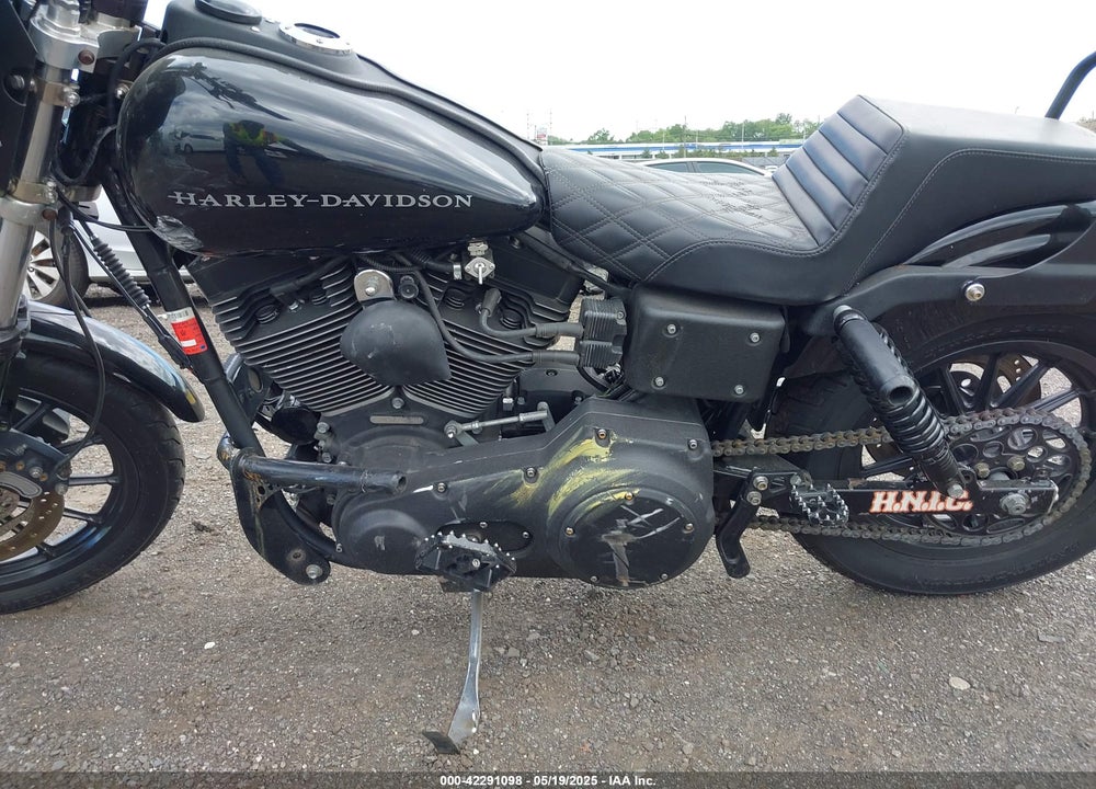 2000 HARLEY-DAVIDSON FXDX VIN: 1HD1GJV12YY313506