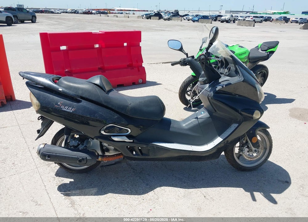 2013 DONGFANG SCOOTER VIN: LXDTDPZ0C1C00055