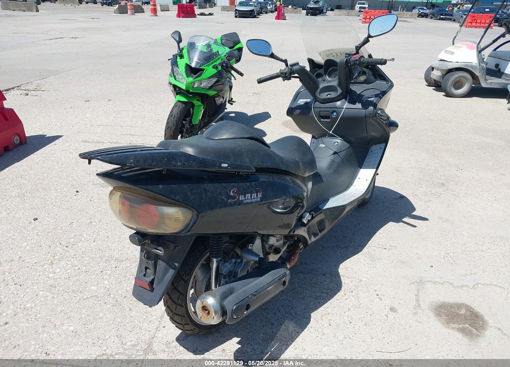 2013 DONGFANG SCOOTER VIN: LXDTDPZ0C1C00055